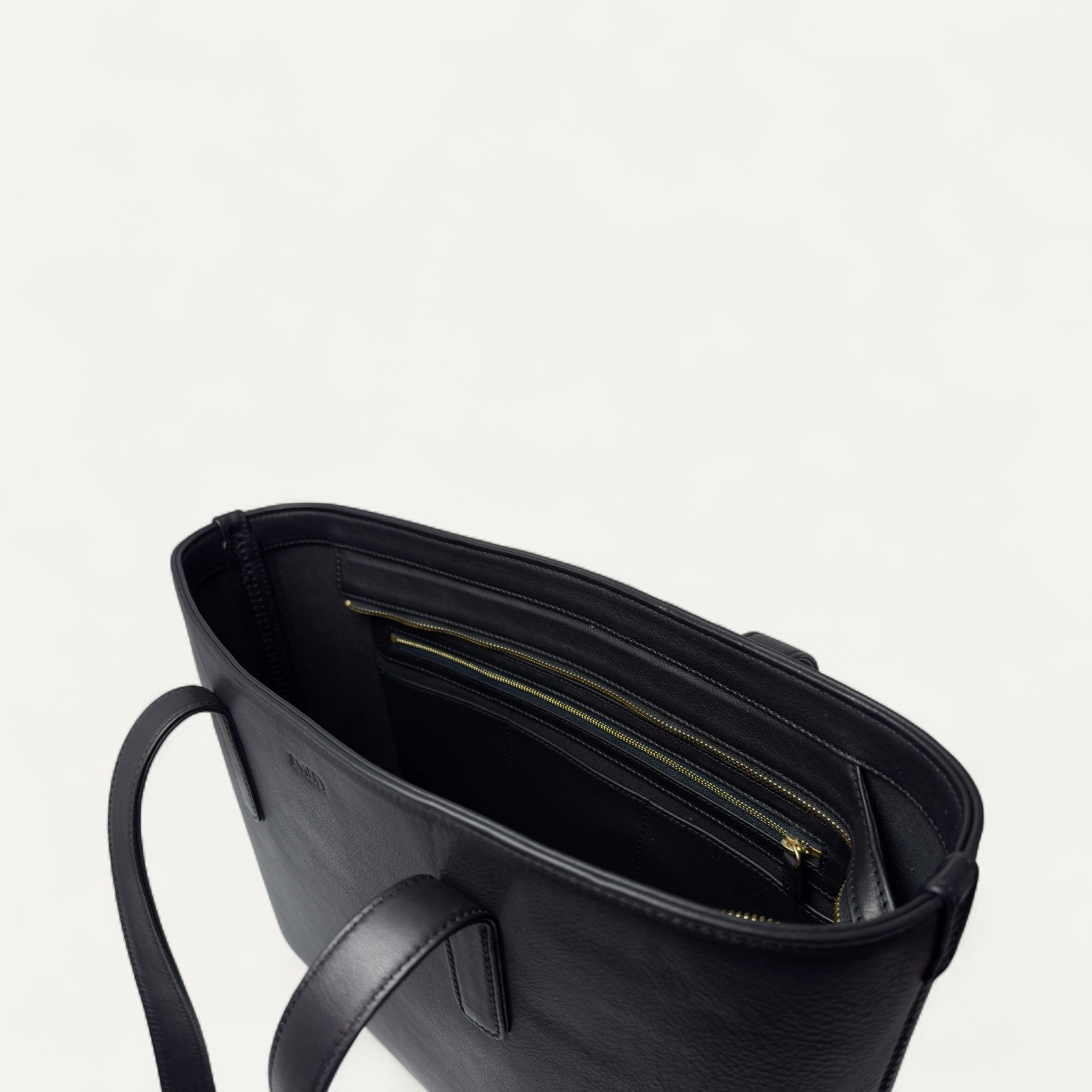Astrid Tote In Calf Leather - Emery