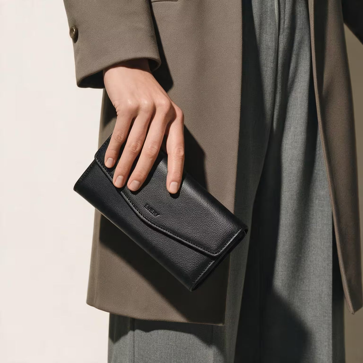 Victoria Long Wallet