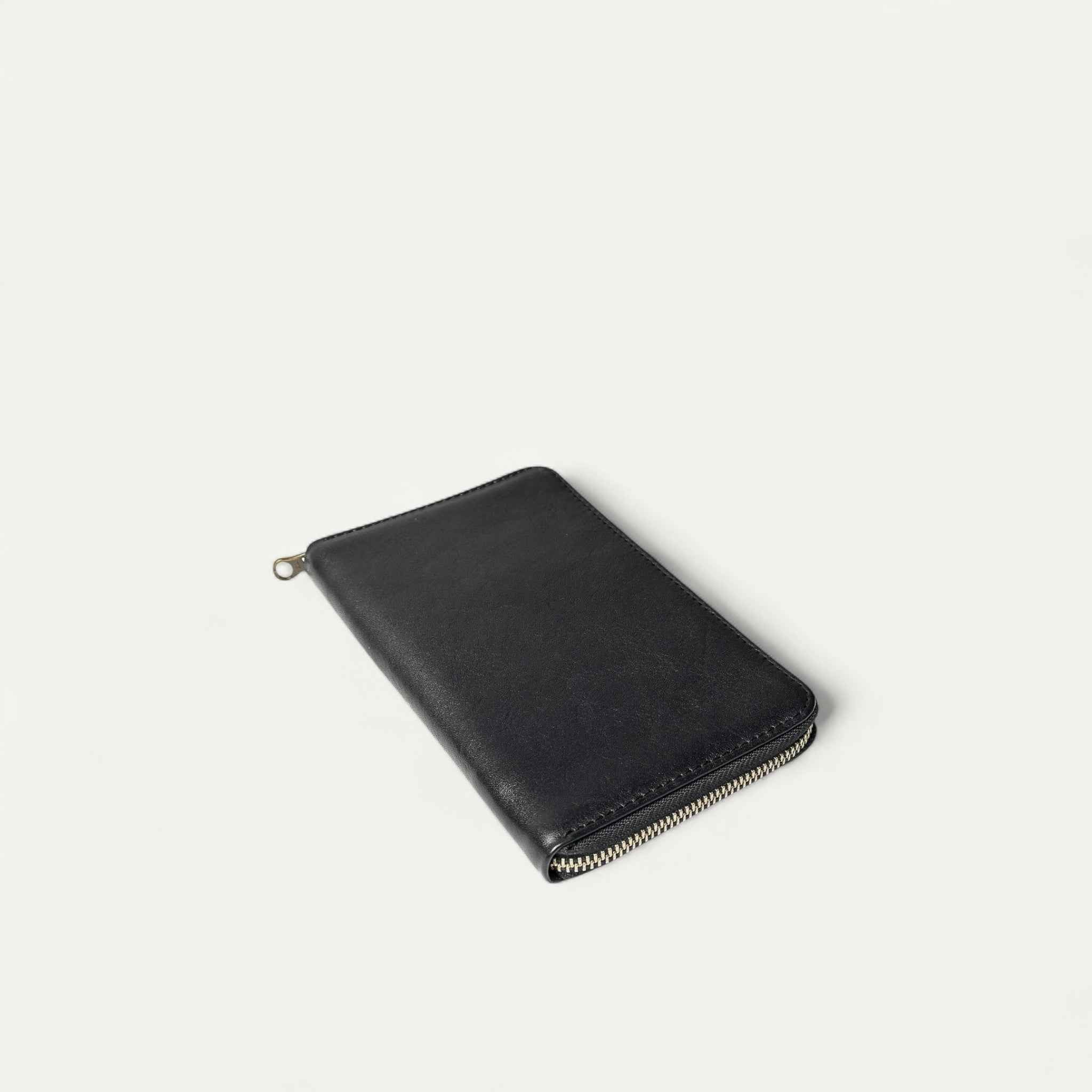 Voyager Travel Wallet