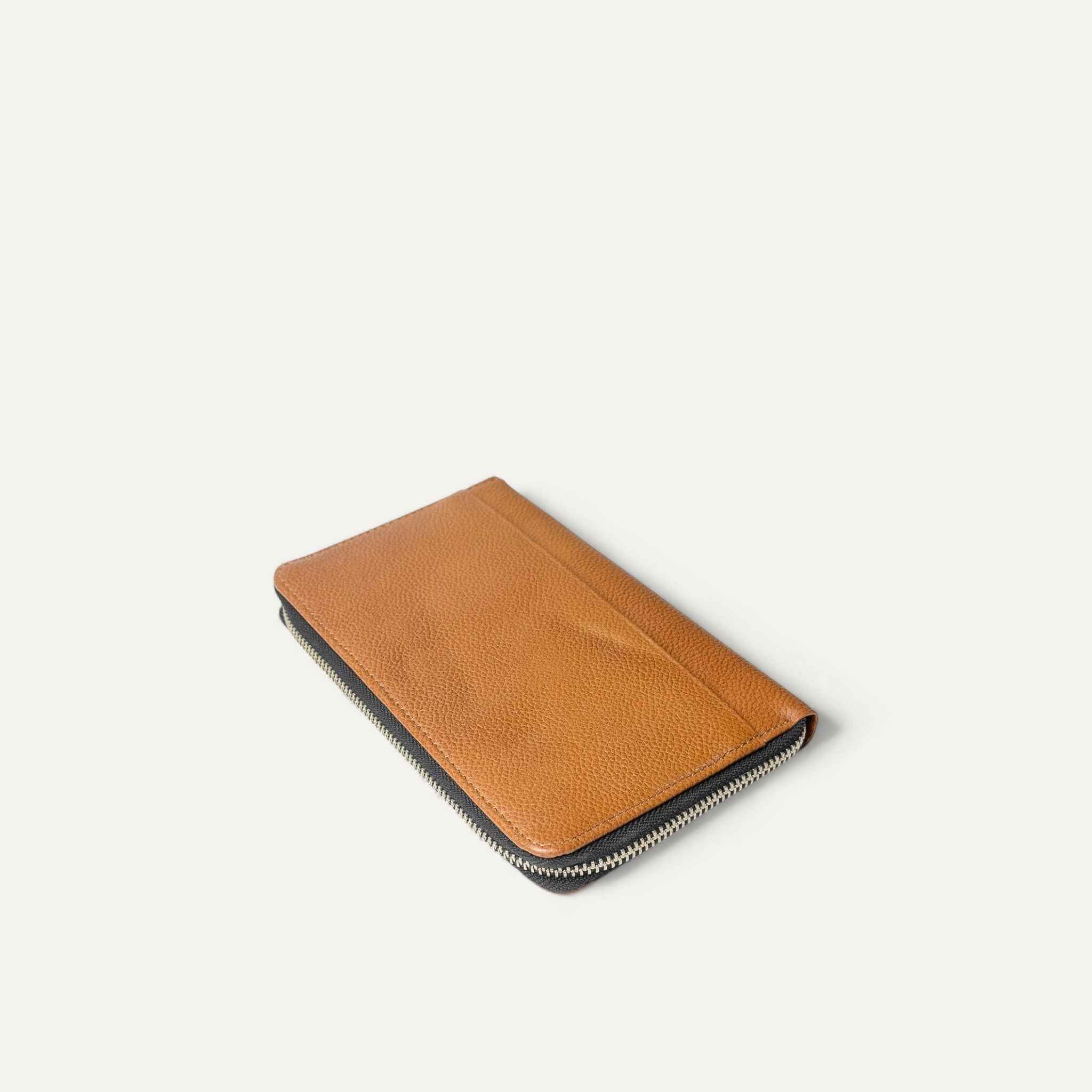 Voyager Travel Wallet